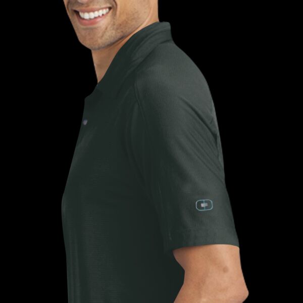 Linear Polo Thumbnail